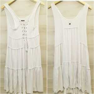 {S} Juli & Fred Off White Lace Up Dress